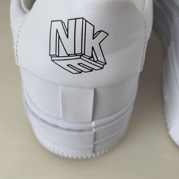 Women’s Nike Air Force 1 Pixel Sneakers White, Sz 9.5 - Picture 6 of 11